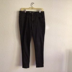Black stretchy jeans, size 10 Short